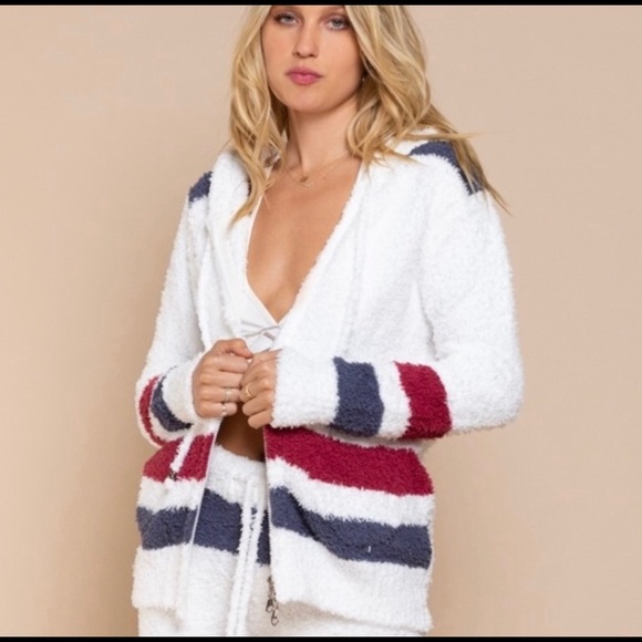 POL Tops - 🎉HOST PICK🎉 POL Berber Fleece Hoodie